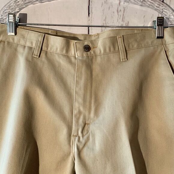 LEE Performance Khakis Size 34x39 - Picture 3 of 4